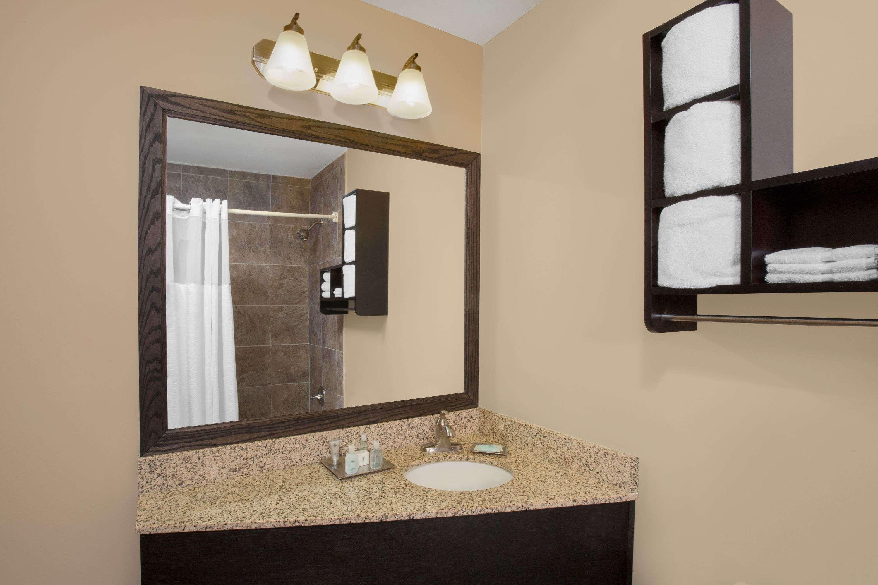 Wyndham Garden Chicago Northwest Hotel Schaumburg