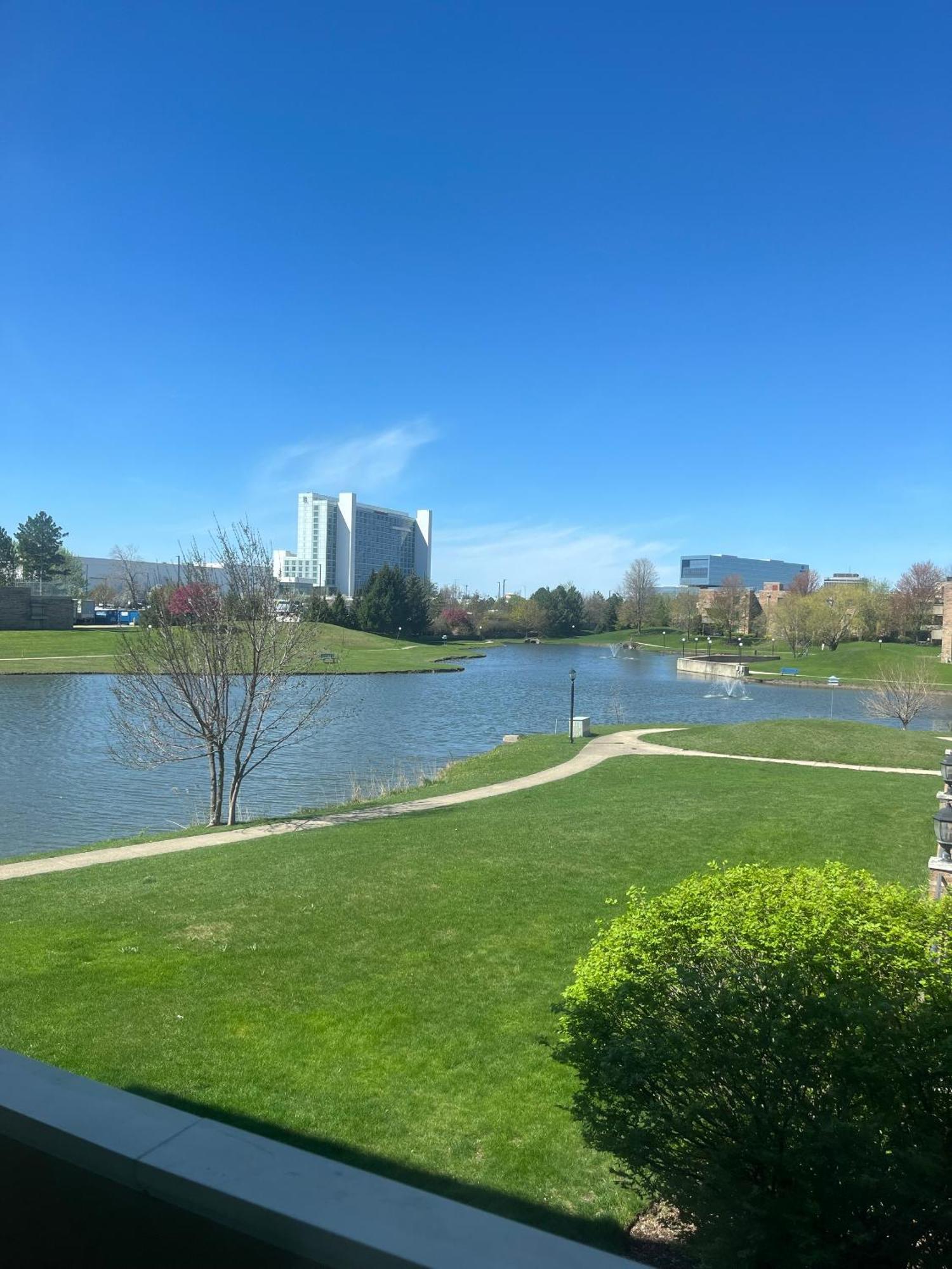 Wyndham Garden Chicago Northwest 4*