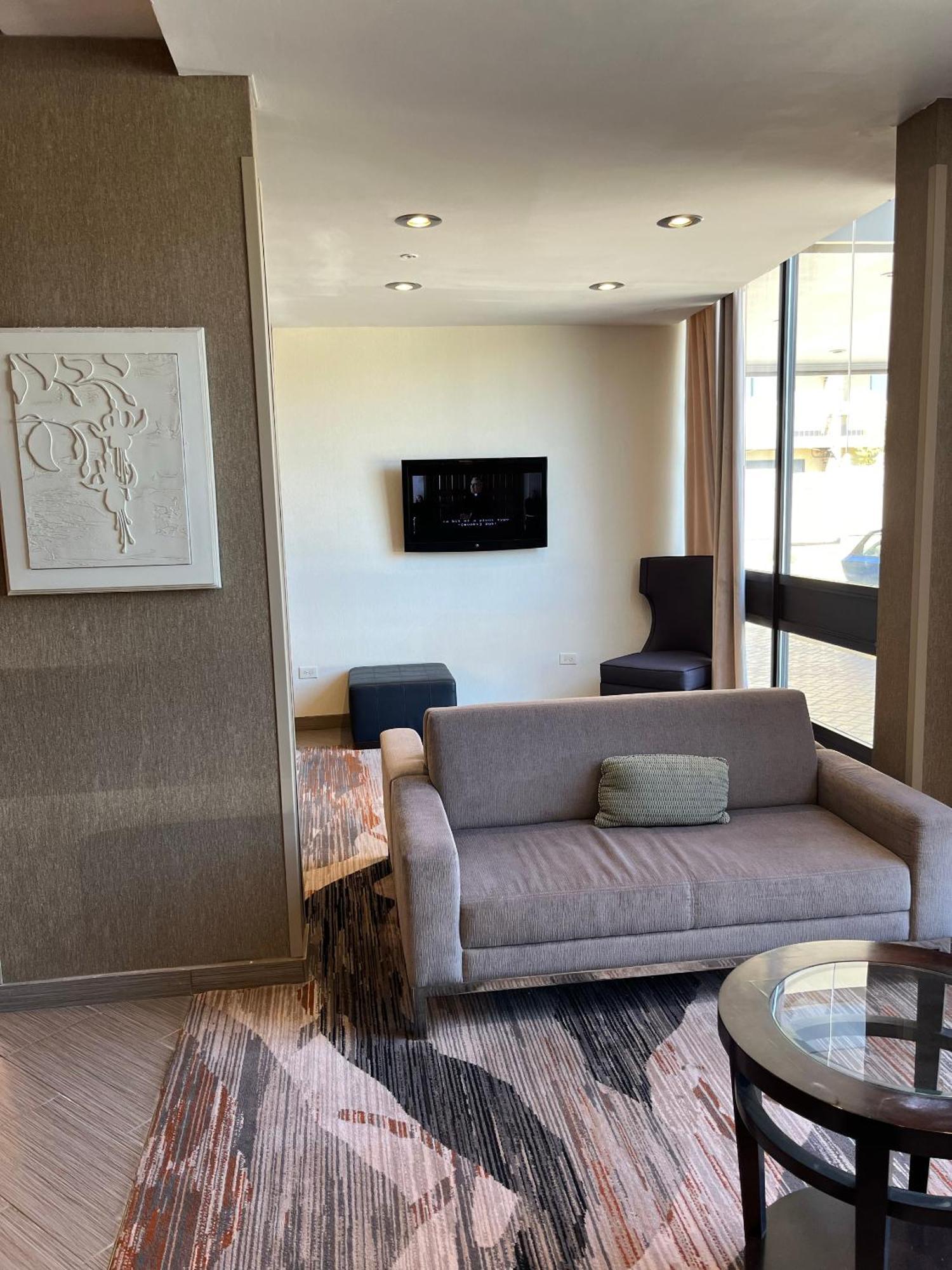 Hotel Wyndham Garden Chicago Northwest 4*