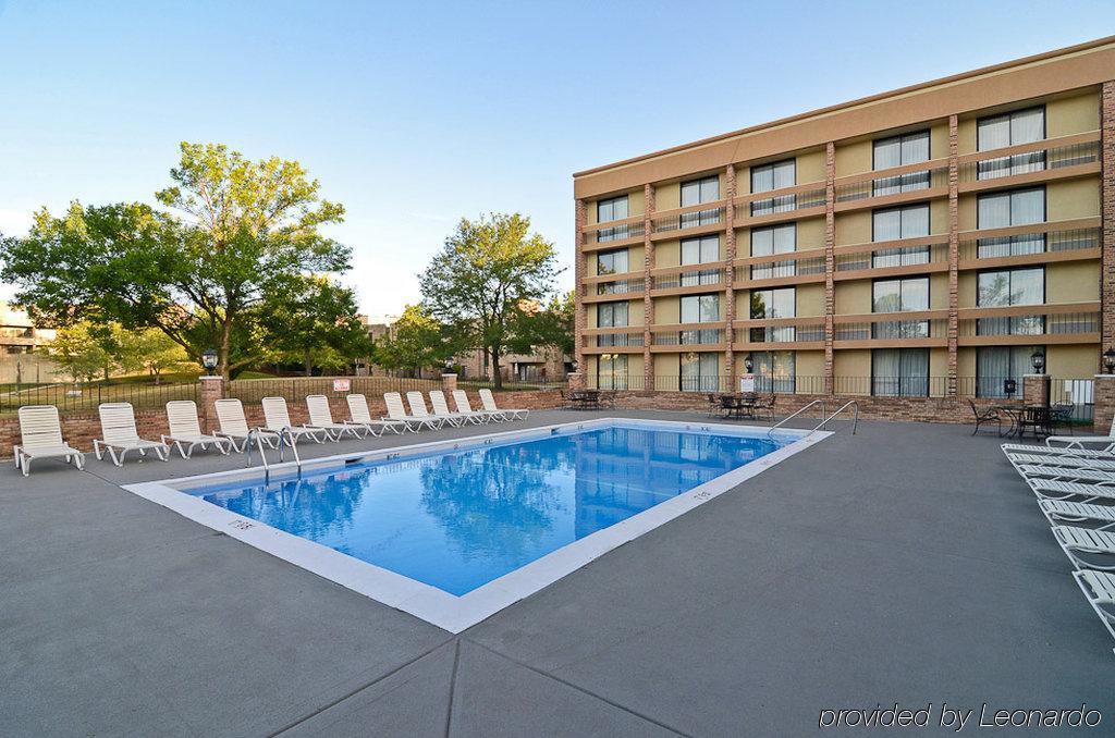 Wyndham Garden Chicago Northwest Hotel