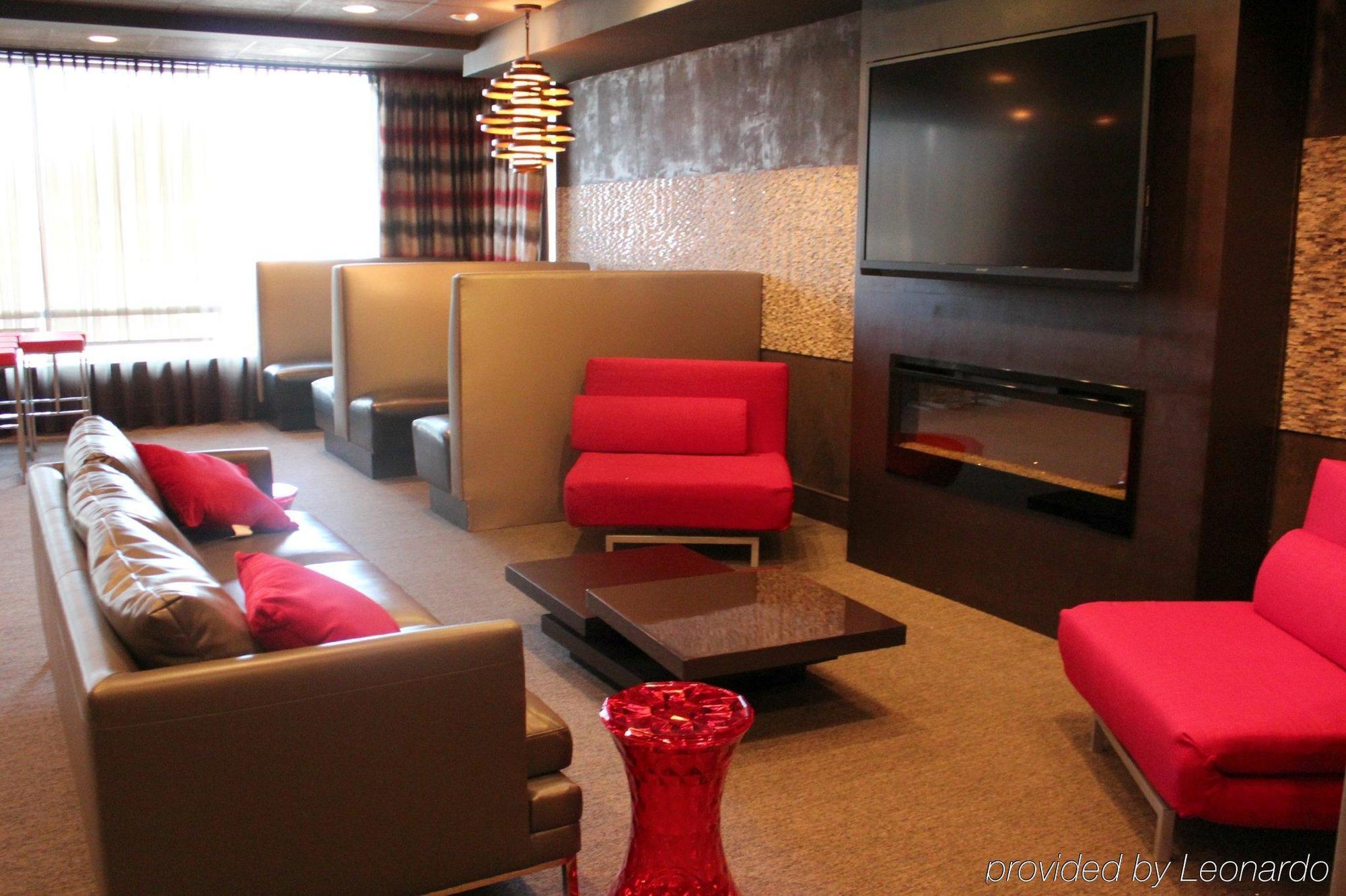 Hotel Wyndham Garden Chicago Northwest 4*