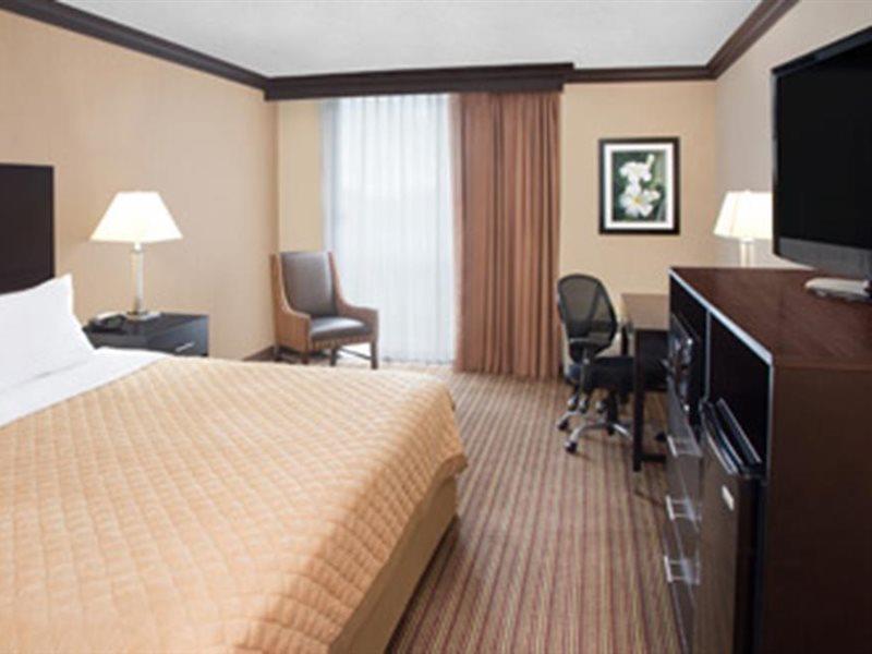 Wyndham Garden Chicago Northwest Schaumburg