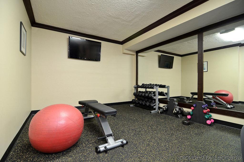 Wyndham Garden Chicago Northwest 4*